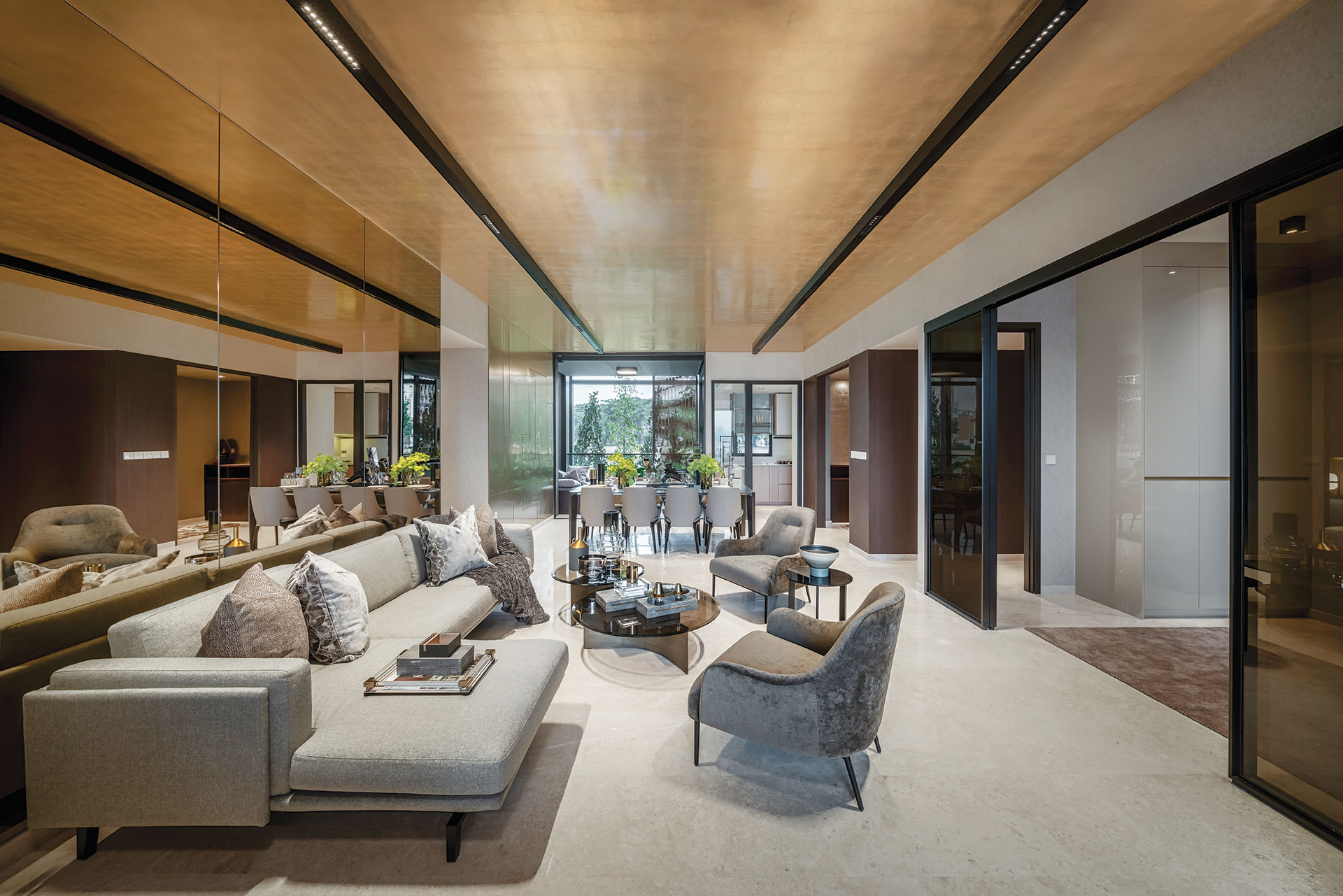 Meyer Mansion Gallery Interior 02